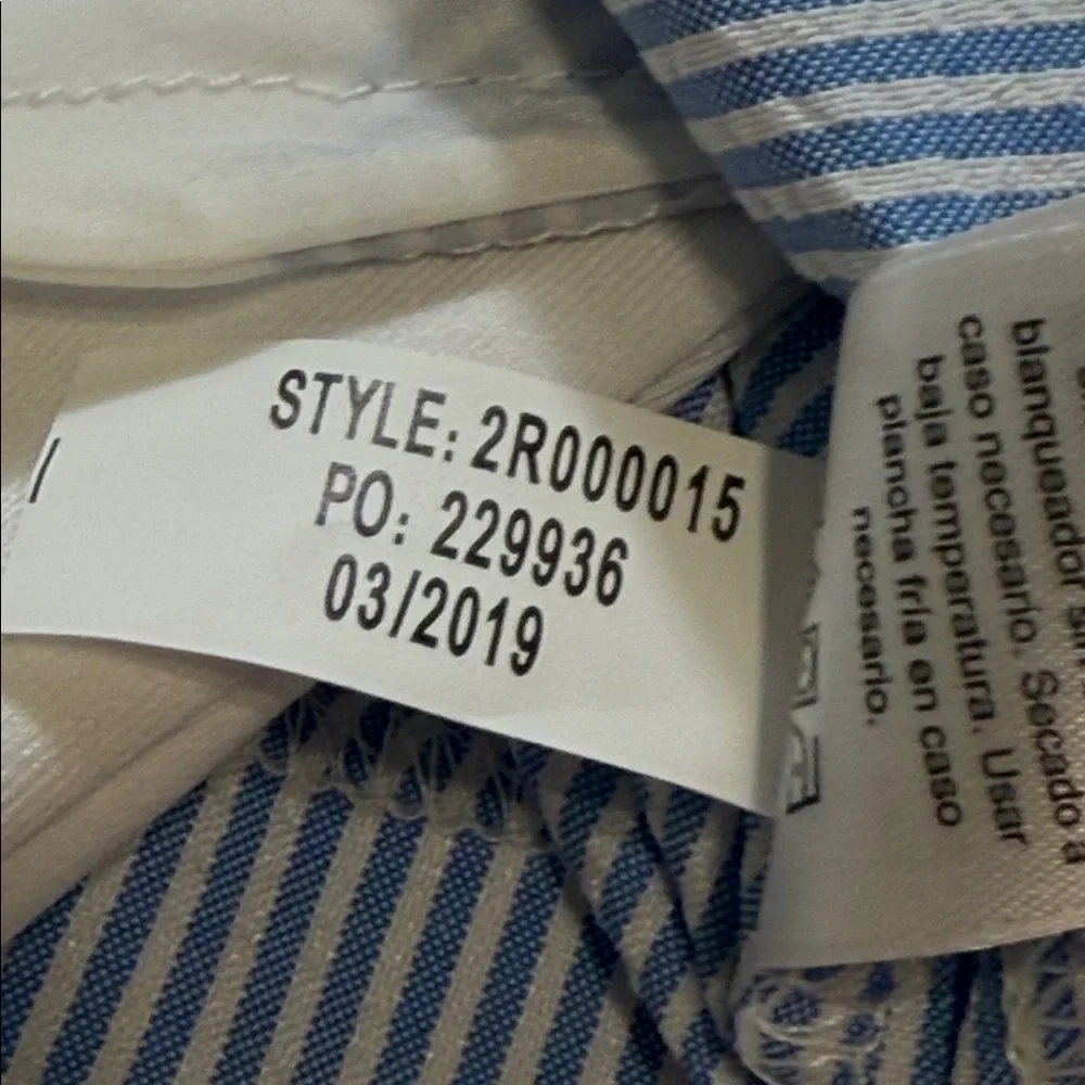 Vineyard Vines Seersucker Scalloped Performance Skort 17” - Picture 9 of 11